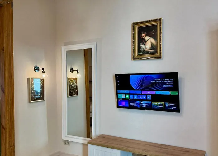 Elite Near Svoboda Avenue * إلفيف