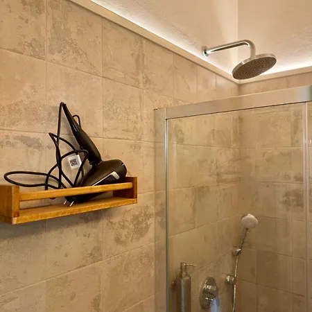 Appartement Elite Near Svoboda Avenue *