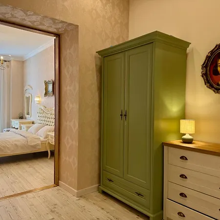 Elite Near Svoboda Avenue Lemberg