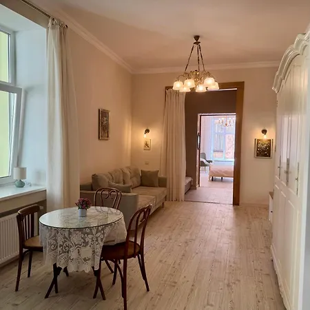 Elite Near Svoboda Avenue