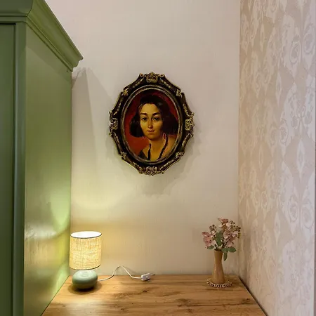 Apartment Elite Near Svoboda Avenue *