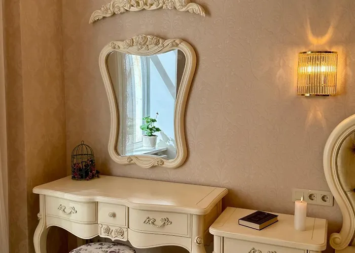 Elite Near Svoboda Avenue アパート