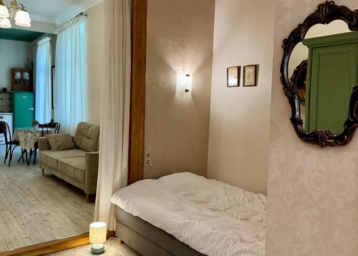 Elite Near Svoboda Avenue Apartman *